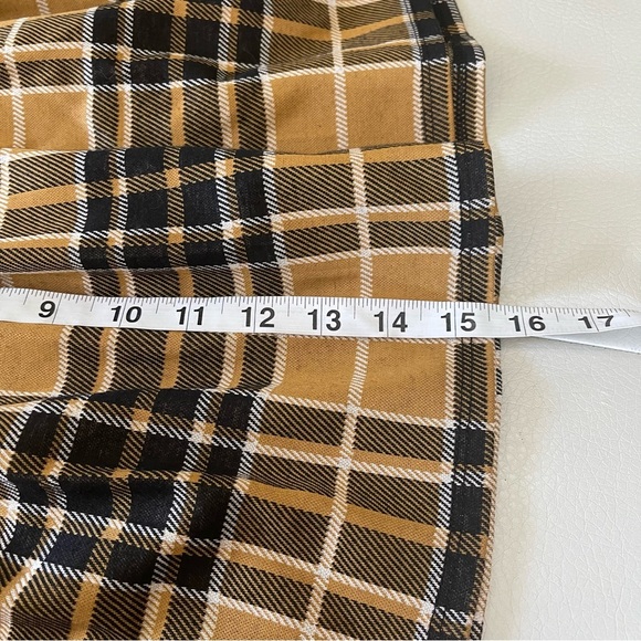 Derek heart women’s Plaid mini skirt fall colors size medium pleated - Picture 7 of 7